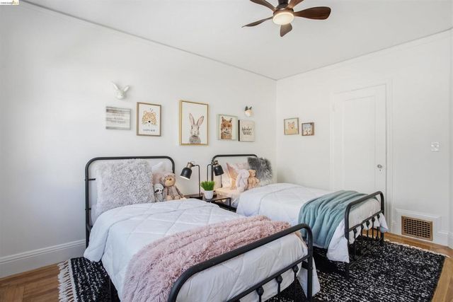 2900 Sheffield Ave, Oakland, CA 94602