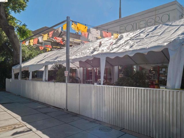 2900 Sheffield Ave, Oakland, CA 94602