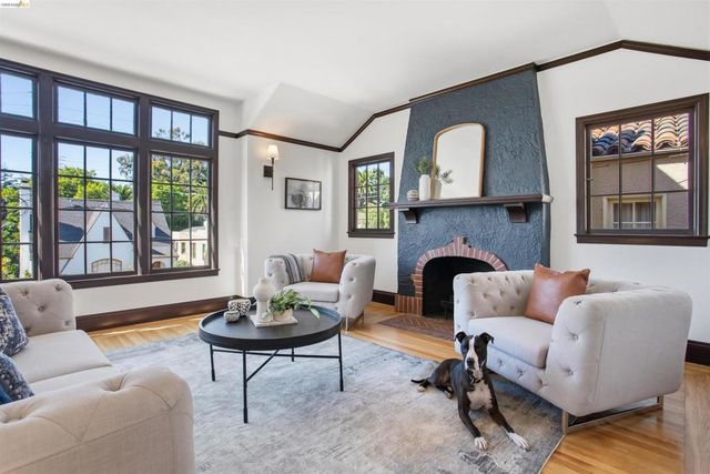 2900 Sheffield Ave, Oakland, CA 94602