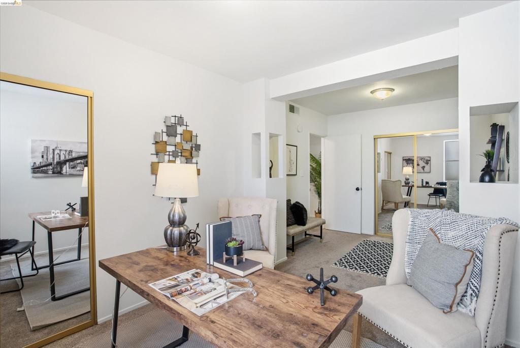 Image 31 of property listing at 2900 Sheffield Ave, Oakland, CA 94602