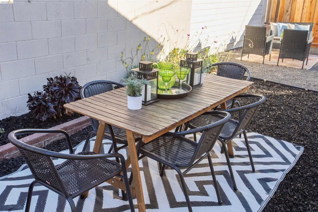 Image 36 of property listing at 2900 Sheffield Ave, Oakland, CA 94602