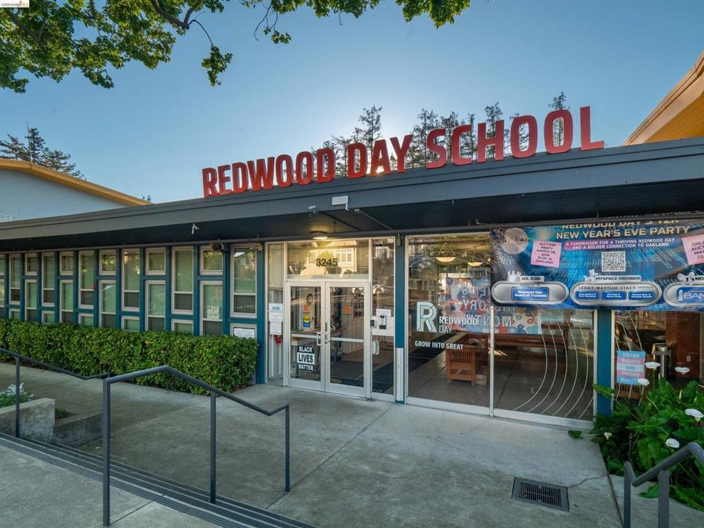 Image 47 of property listing at 2900 Sheffield Ave, Oakland, CA 94602