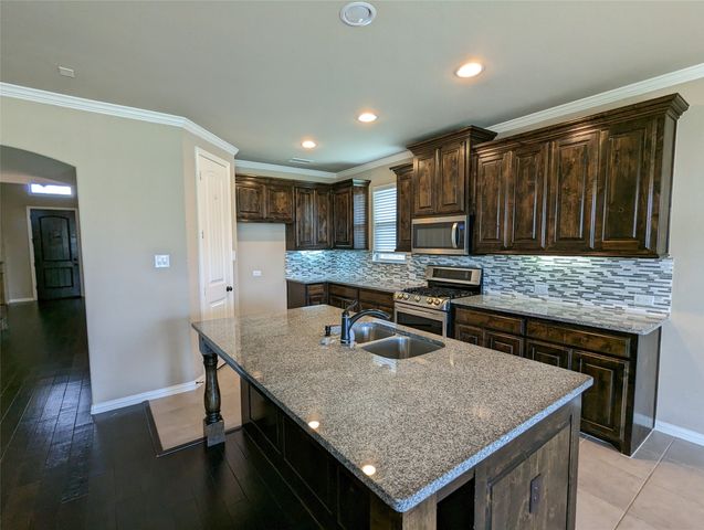 591 Deverson Drive, Rockwall, TX 75087