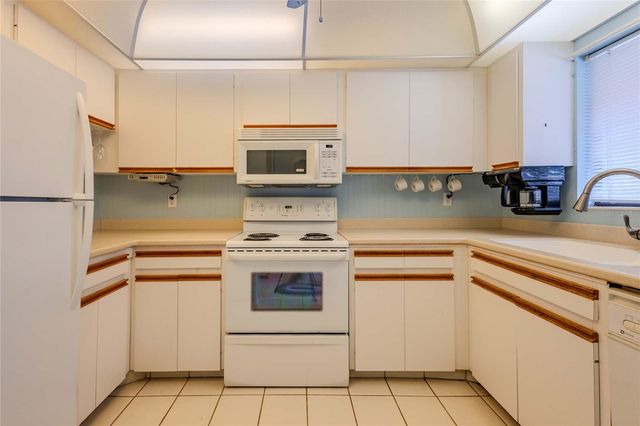 1640 STICKNEY POINT ROAD 201, Sarasota, FL 34231