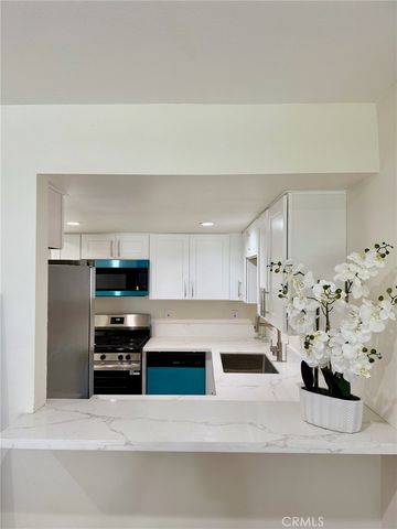 810 W Compton Blvd 7, Compton, CA 90220