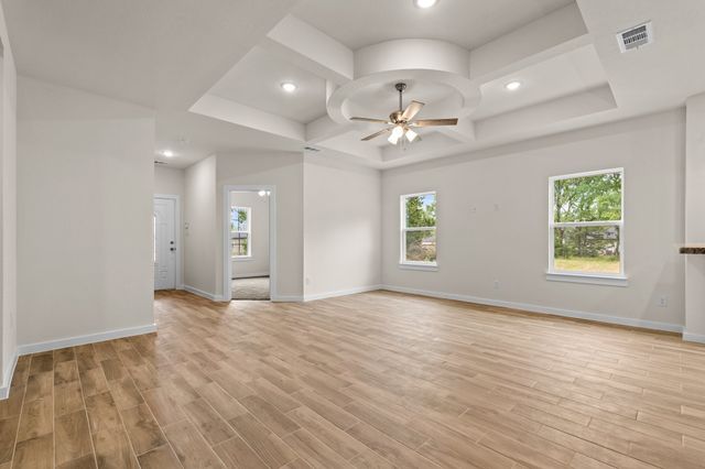 301 Kalura Way, Tool, TX 75143
