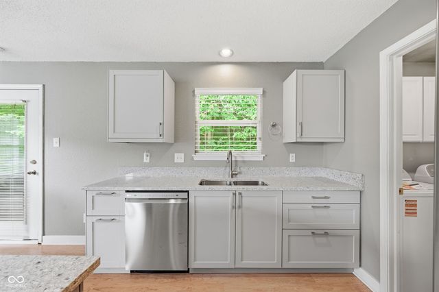 2046 Meadowlark Lane, Brownsburg, IN 46112