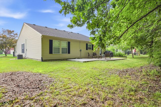 2046 Meadowlark Lane, Brownsburg, IN 46112