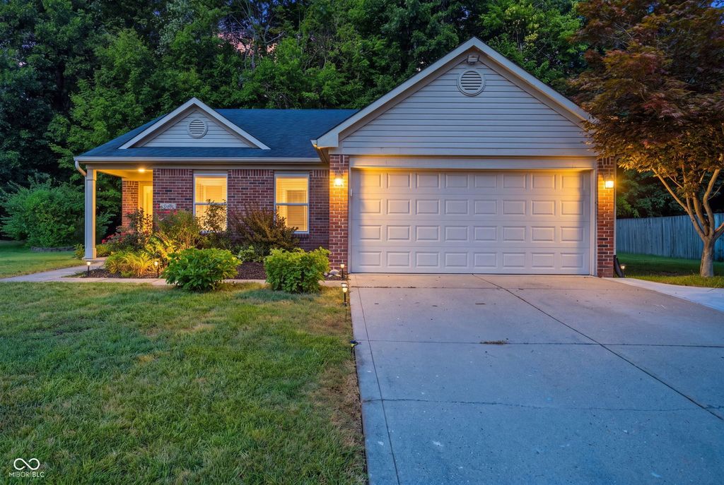 2046 Meadowlark Lane, Brownsburg, IN 46112