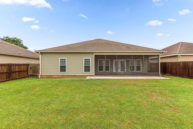 107 Lamar Ln, Dothan, AL 36301