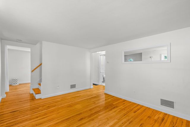567 Poplar Street, Boston, MA 02131