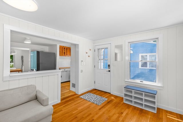 567 Poplar Street, Boston, MA 02131