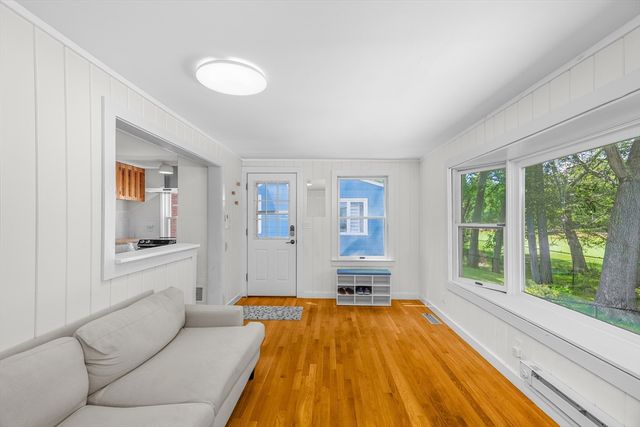 567 Poplar Street, Boston, MA 02131