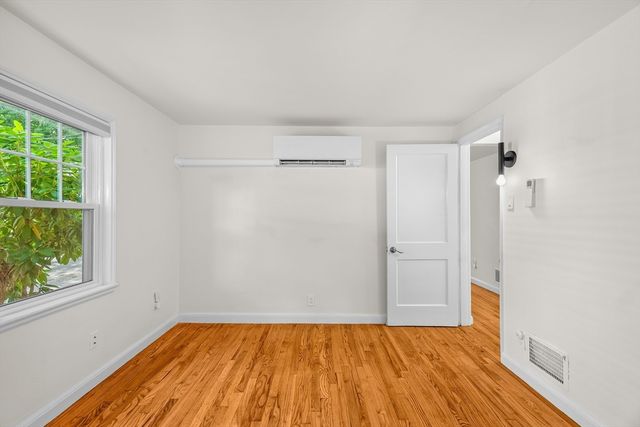 567 Poplar Street, Boston, MA 02131