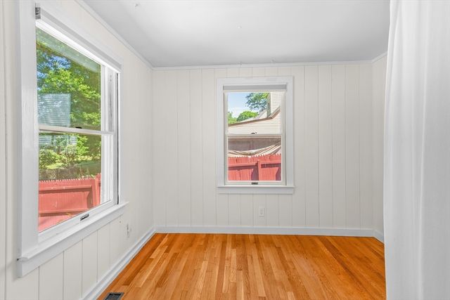 567 Poplar Street, Boston, MA 02131