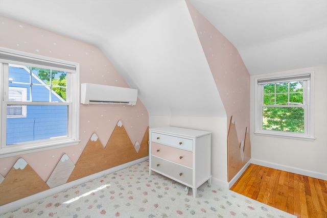 567 Poplar Street, Boston, MA 02131