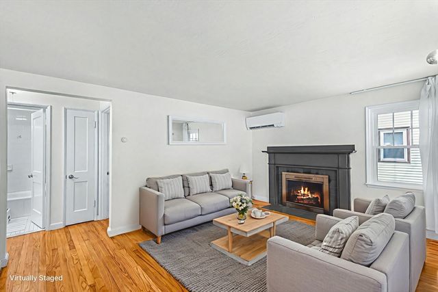 567 Poplar Street, Boston, MA 02131