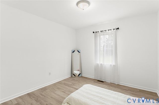 119 W Jefferson Ave, Warsaw, VA 22572