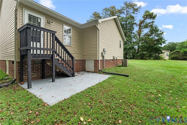 119 W Jefferson Ave, Warsaw, VA 22572