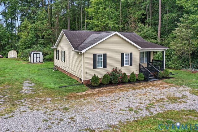 119 W Jefferson Ave, Warsaw, VA 22572