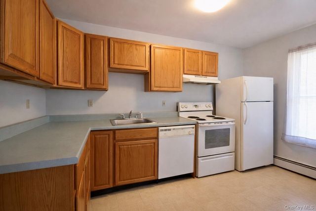 20 Day Road, Campbell Hall, NY 10916