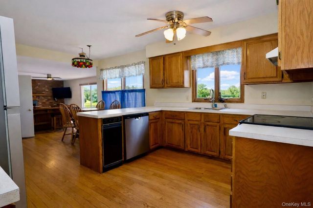 20 Day Road, Campbell Hall, NY 10916