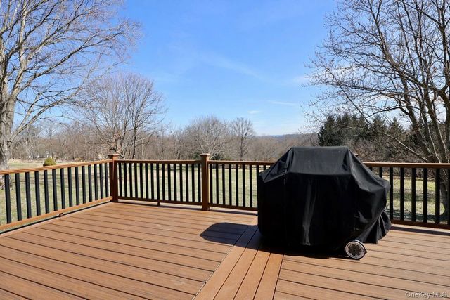 20 Day Road, Campbell Hall, NY 10916
