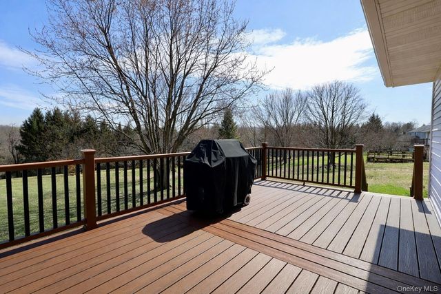 20 Day Road, Campbell Hall, NY 10916