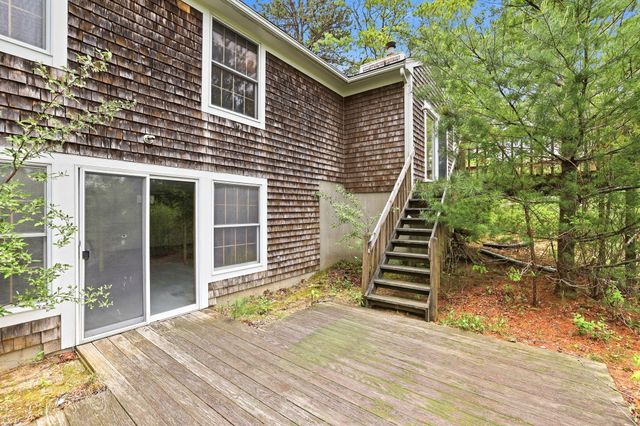 92 Shorewood Drive, Mashpee, MA 02649