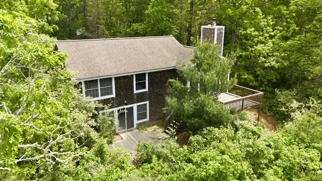 92 Shorewood Drive, Mashpee, MA 02649