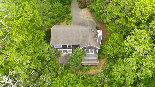 92 Shorewood Drive, Mashpee, MA 02649