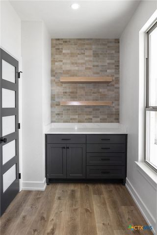 16026 Honey Ridge Drive, Holland, TX 76534