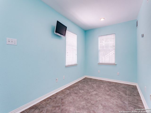 204 Parklane, Olmos Park, TX 78212