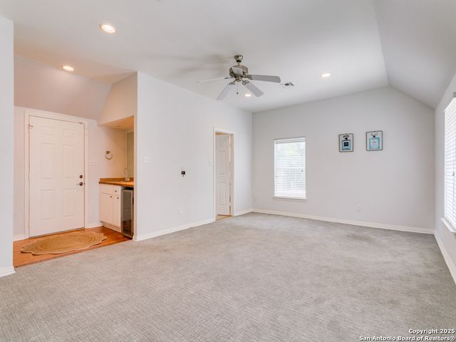 204 Parklane, Olmos Park, TX 78212