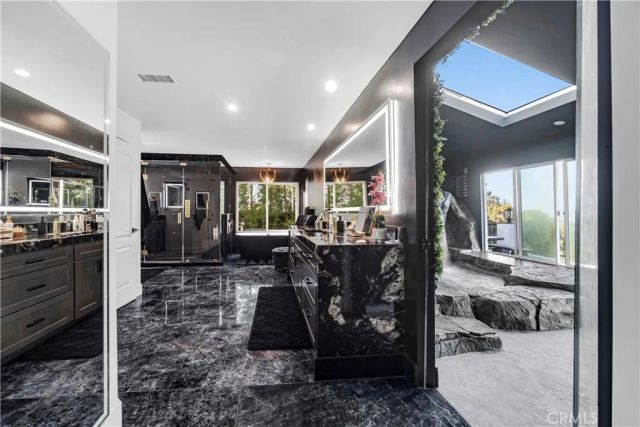 1711 Sirrine, North Tustin, CA 92705