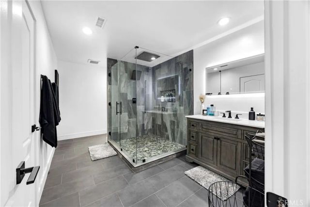 1711 Sirrine, North Tustin, CA 92705