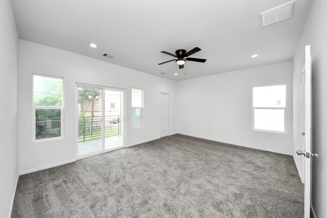 4012 Mckinley Street, Houston, TX 77051