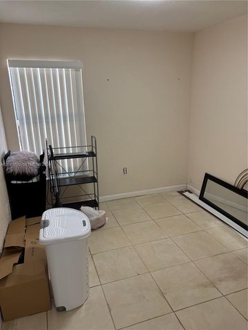 21122 NW 39th Avenue, Miami Gardens, FL 33055