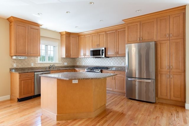 597 Main St B6, Stoneham, MA 02180