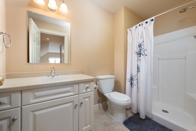 597 Main St B6, Stoneham, MA 02180