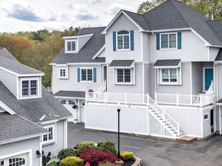 597 Main St B6, Stoneham, MA 02180