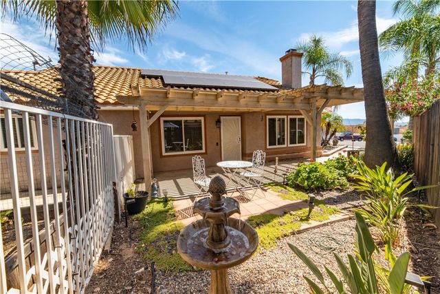 39015 Corte Pacheco, Murrieta, CA 92562