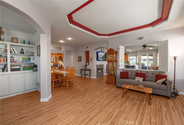 1725 Fairway Oaks Avenue, Banning, CA 92220