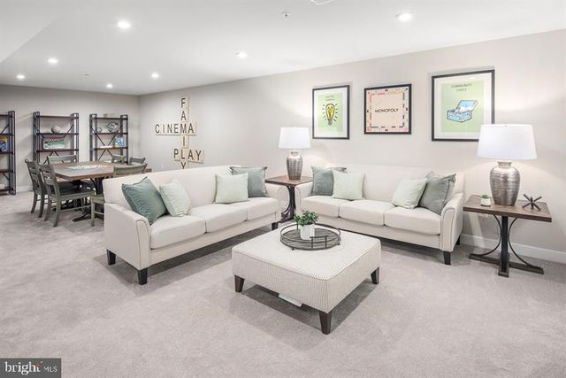 611 PHALEN CT, Wilmington, DE 19808