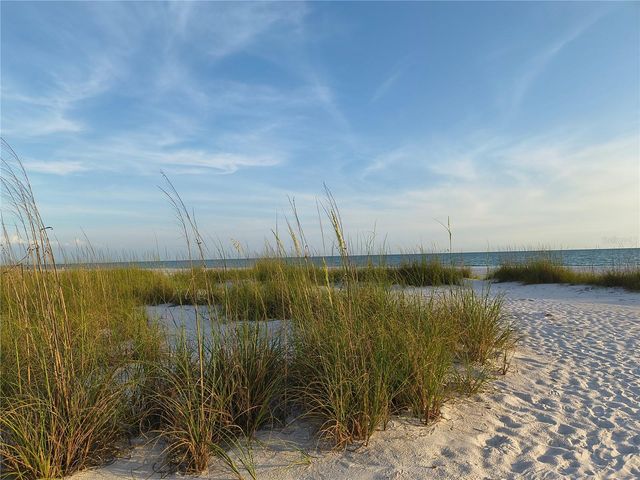 600 MANATEE AVENUE 227, Bradenton Beach, FL 34217