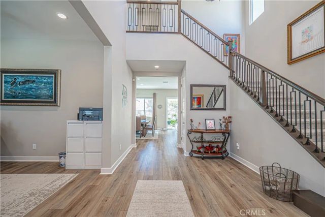 17730 Hillside Way, Saugus, CA 91350