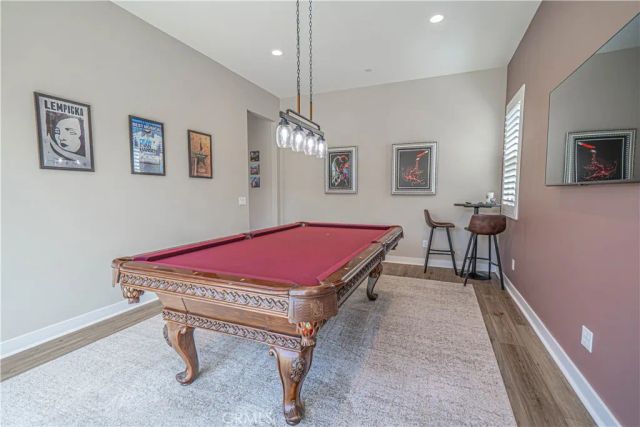 17730 Hillside Way, Saugus, CA 91350