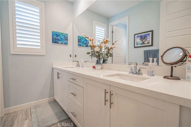 17730 Hillside Way, Saugus, CA 91350