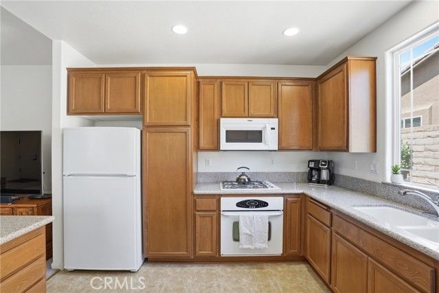 1717 Bilbao Drive, Santa Maria, CA 93454