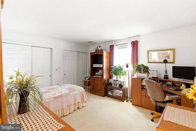 1462 BURR OAK RD, Toms River, NJ 08755